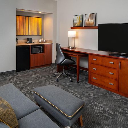Courtyard By Marriott Nashville Airport Exterior foto