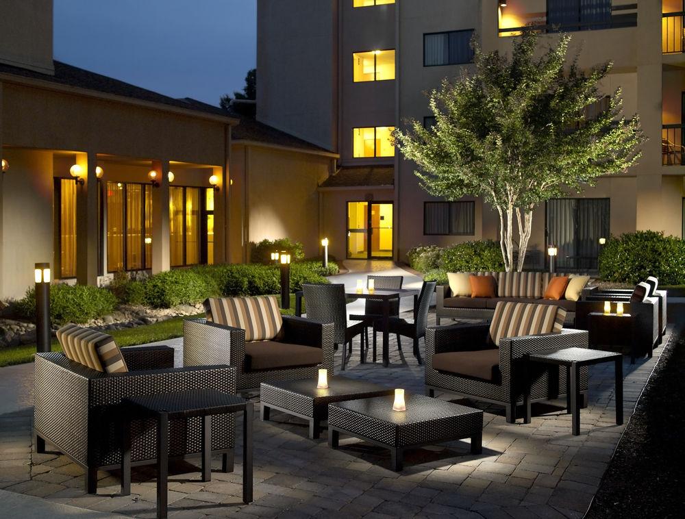 Courtyard By Marriott Nashville Airport Exterior foto
