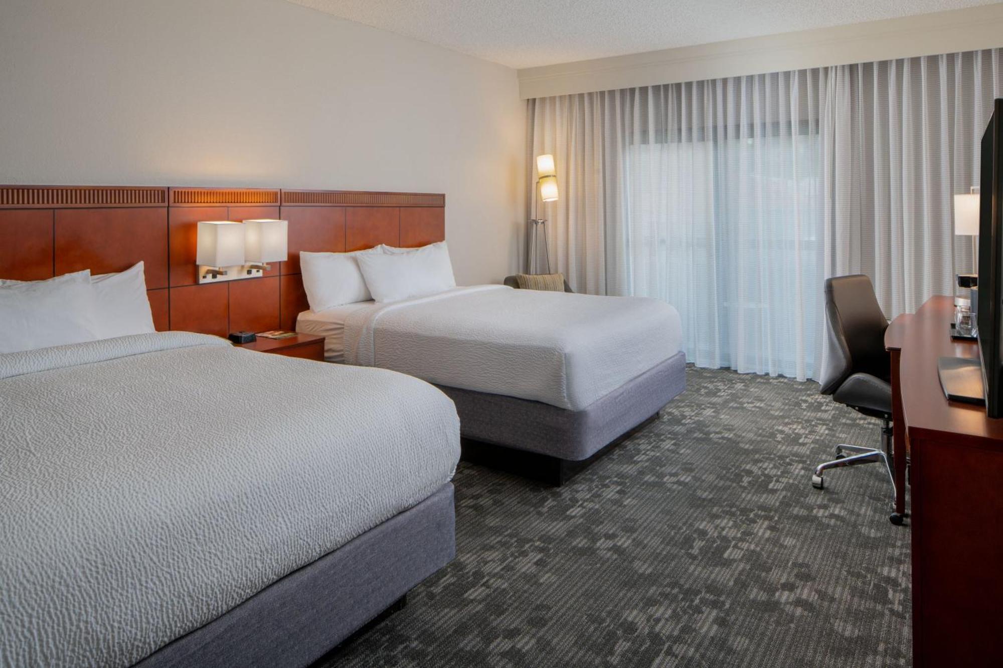 Courtyard By Marriott Nashville Airport Exterior foto
