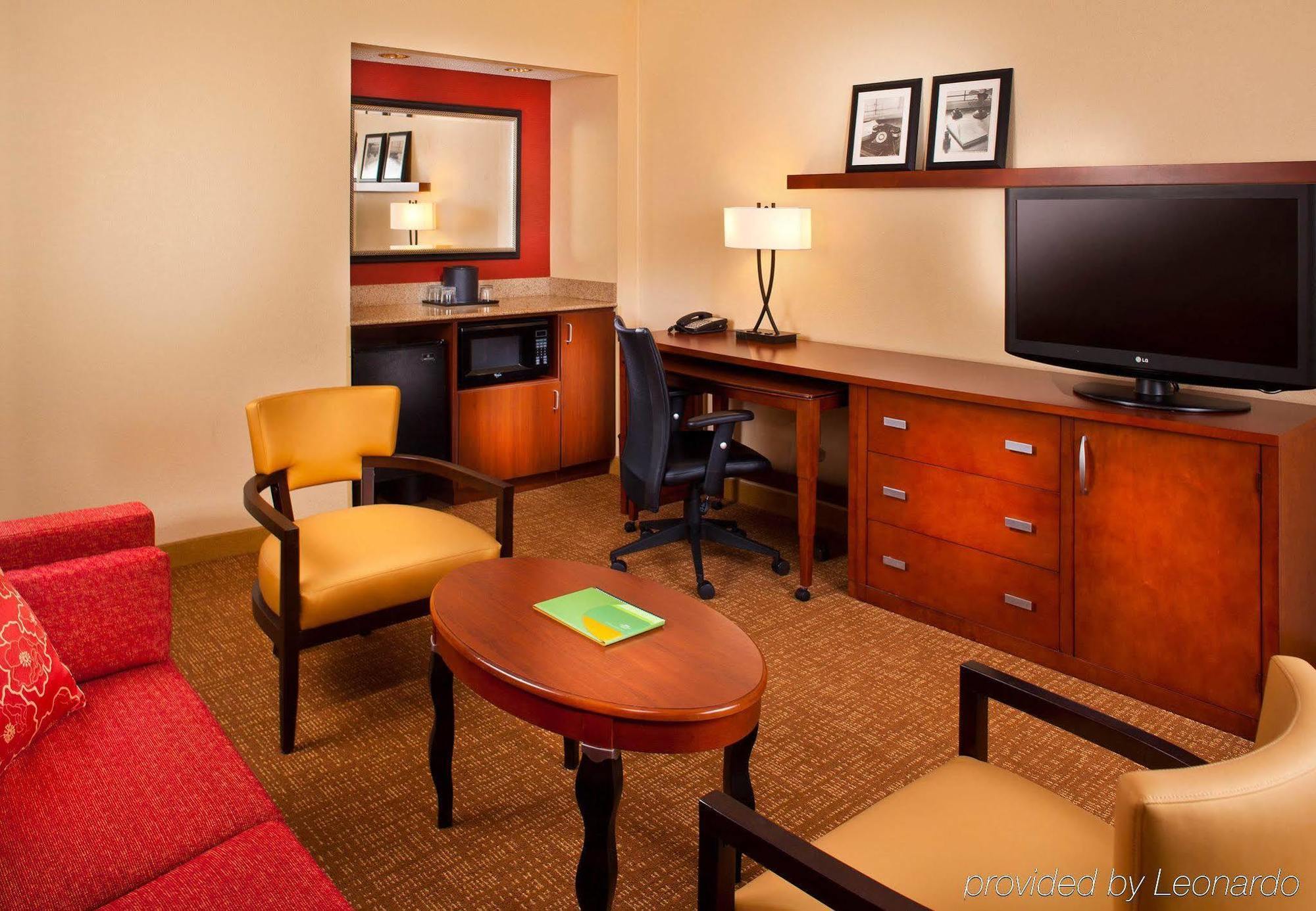 Courtyard By Marriott Nashville Airport Exterior foto