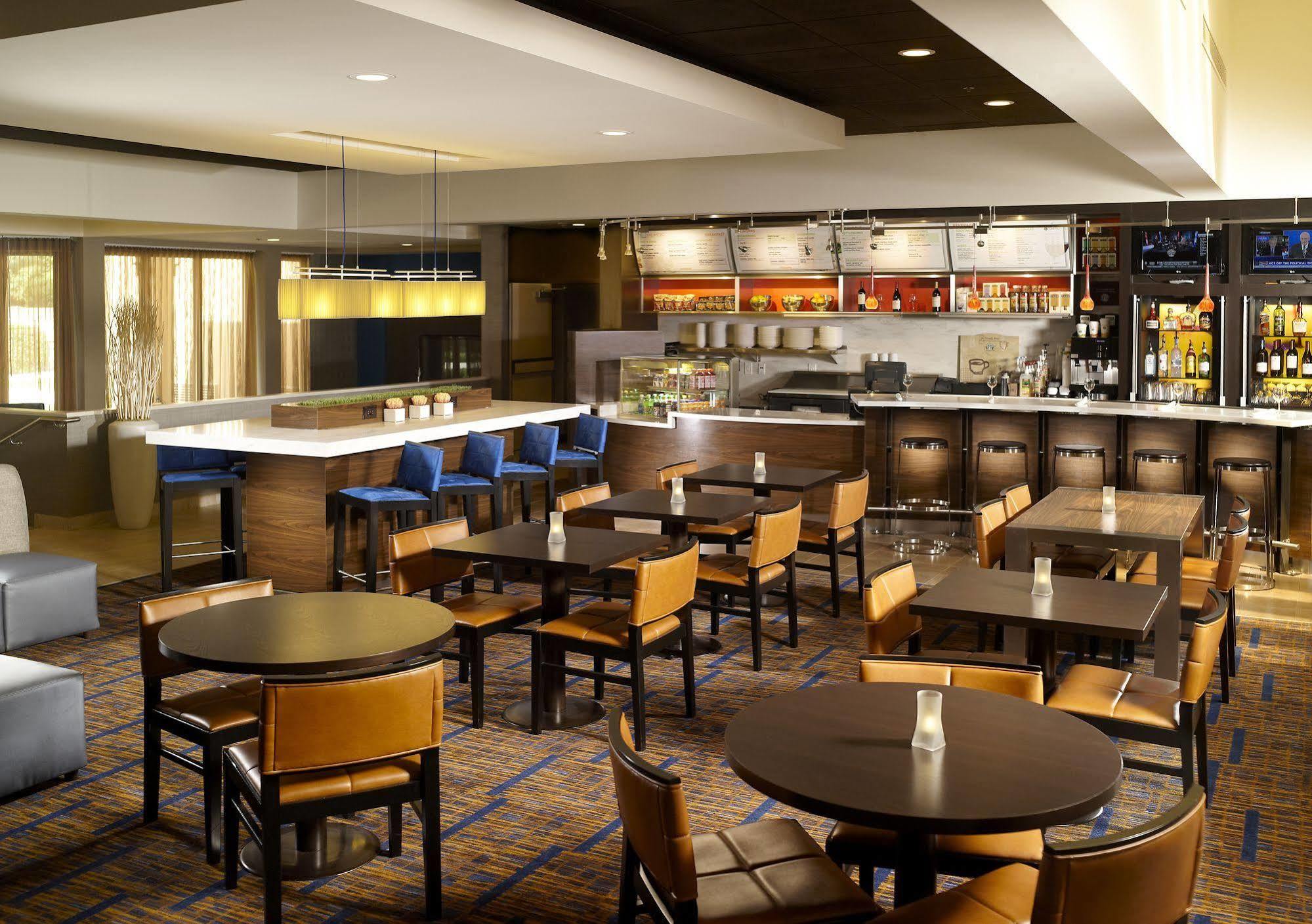 Courtyard By Marriott Nashville Airport Exterior foto